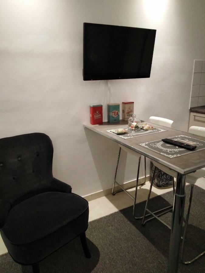 Mini Central Studio Thessaloníki Luaran gambar